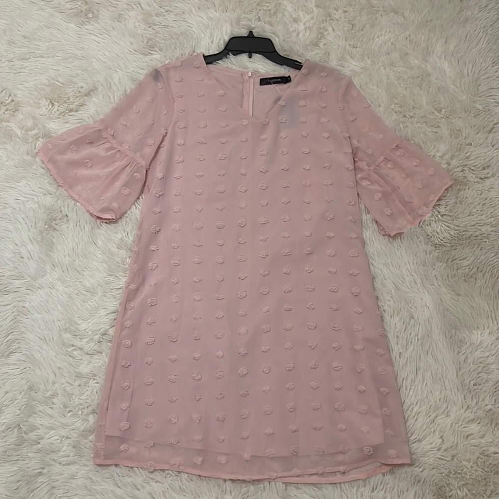 Light pink, medium dress